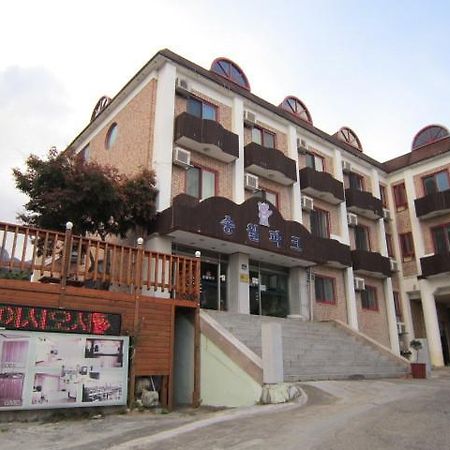 Songwol Park Motel Sokcho Eksteriør billede